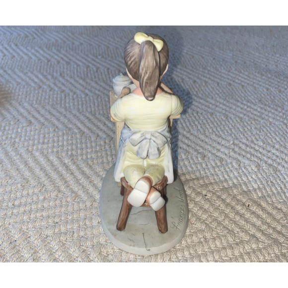 Vintage FRANCES HOOK Little Girl Figure Baking Mother's Helper A Childs World - Picture 4 of 10